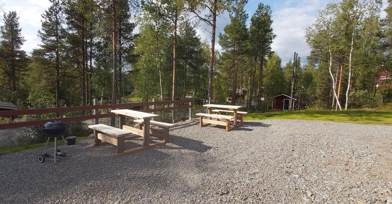 Hillside Rooms Ivalo Buitenkant foto